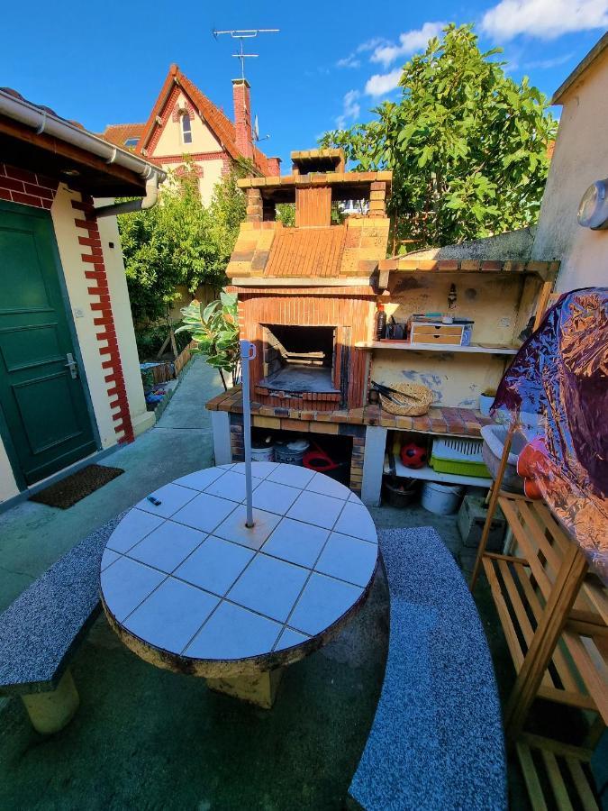 Petite Maison Au Calme Épinay-sur-Seine Εξωτερικό φωτογραφία
